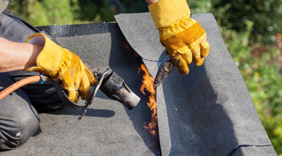 Expert Emergency Roof Repairs services in Whittemore, IA